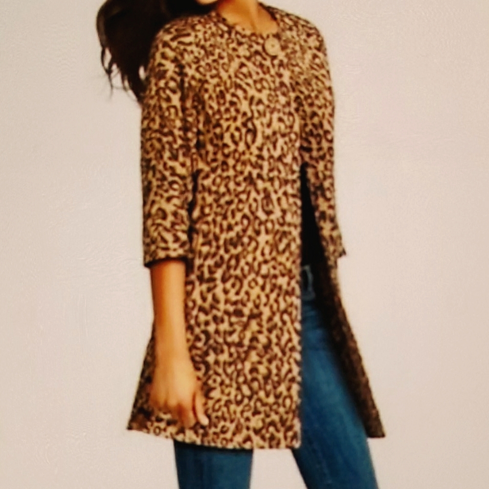 Carol Anderson by invitation animal print  coat